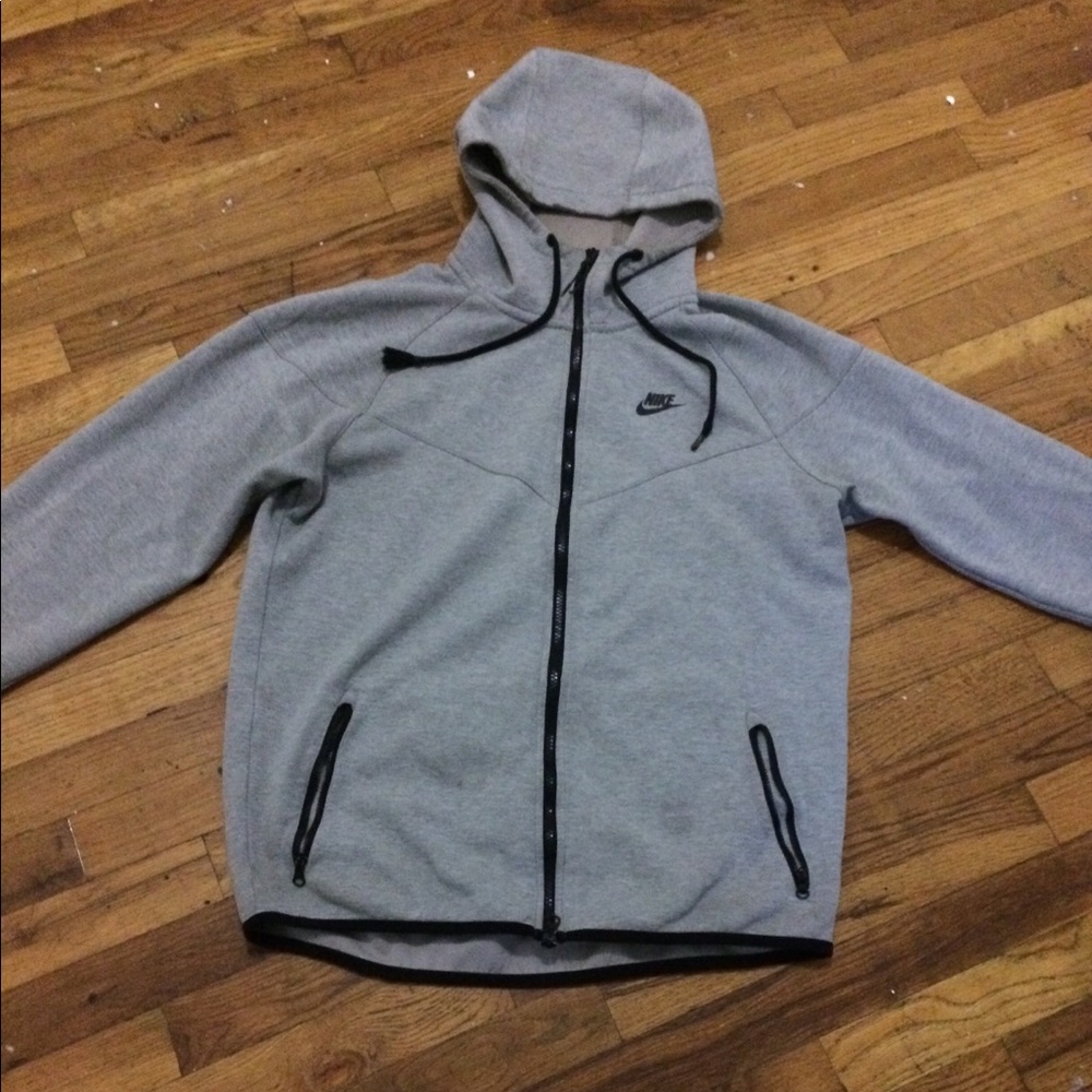 Nike sweater